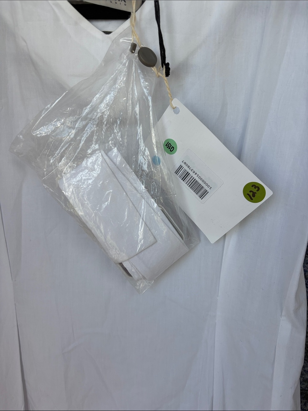 Nwt Alpha Studio White Eyelet Hem V-Neck Dress View 5